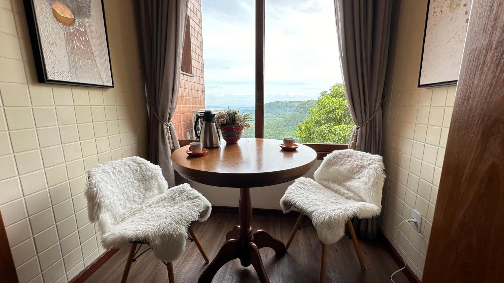 Vista Unica Em Gramado|proximo Ao Centro|6 Pessoas Apartment