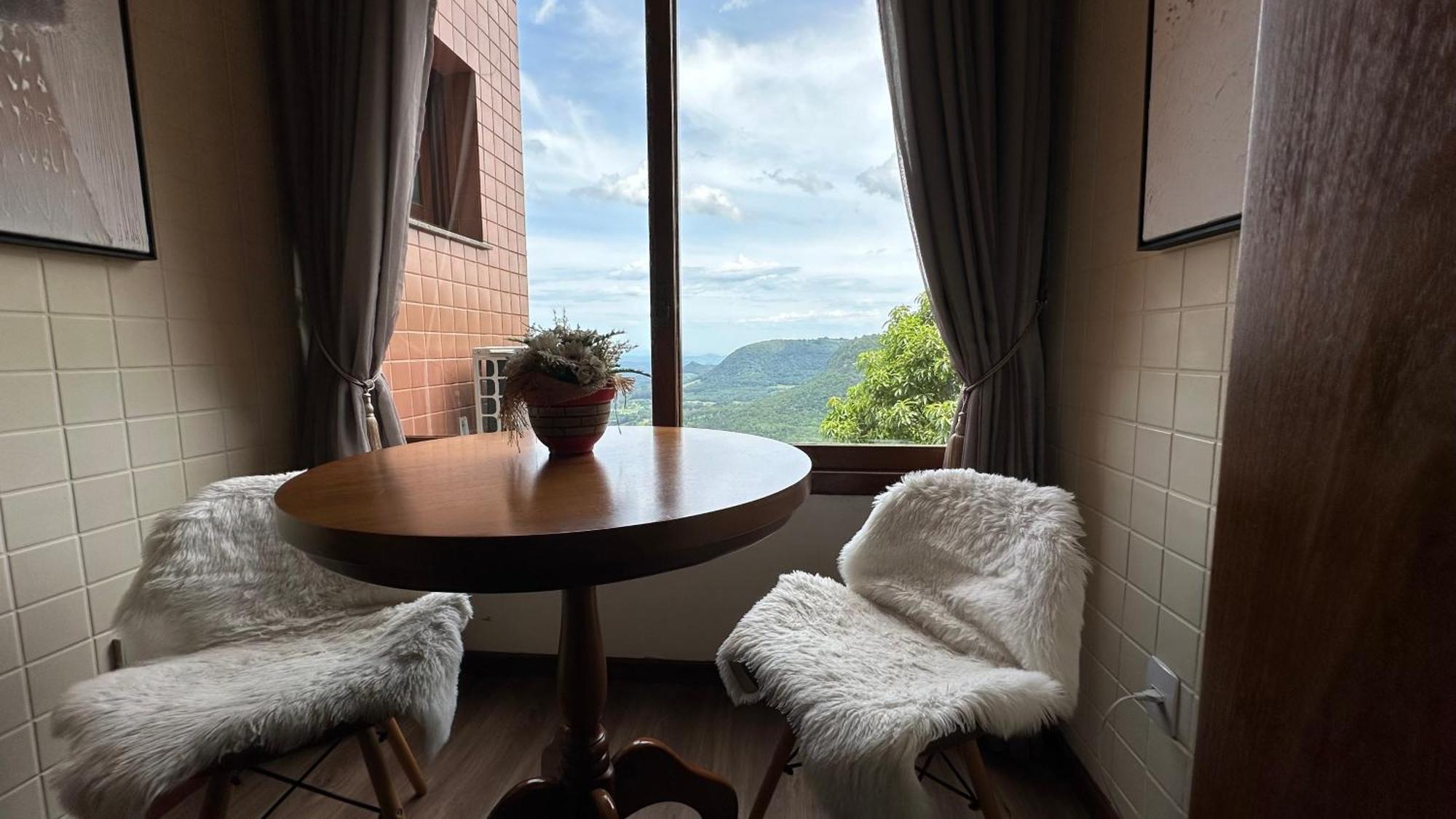 Vista Unica Em Gramado|proximo Ao Centro|6 Pessoas Apartment *